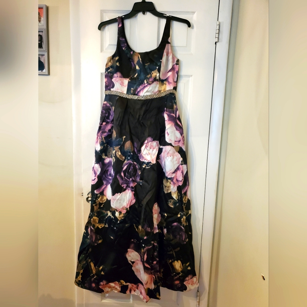Ignite Evenings Floral Dress Size 10